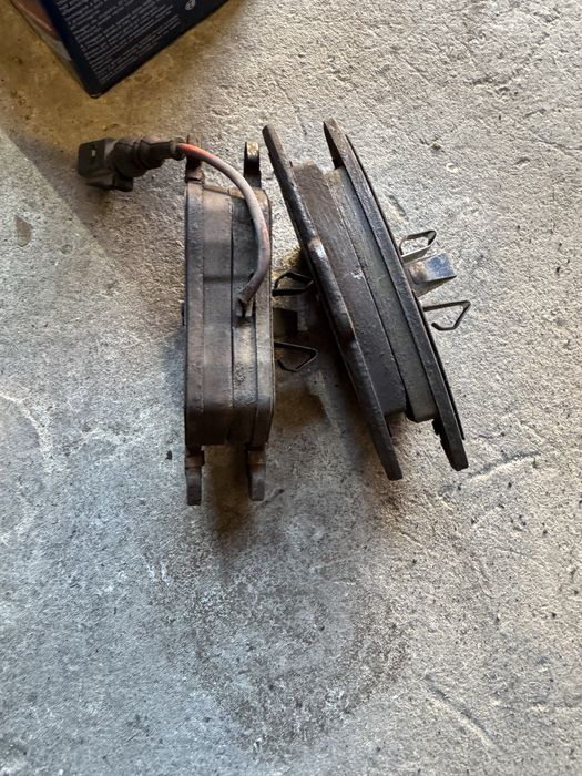 Передние томозные колодки TRW skoda octavia a5 vw golf passat b6