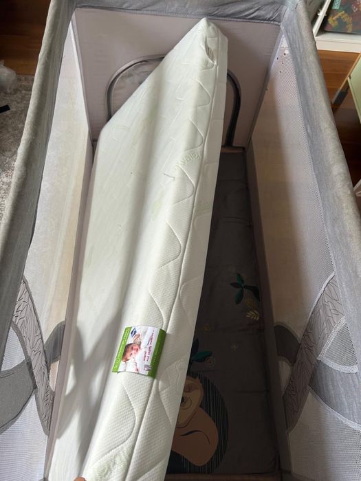 Łóżeczko turystyczne babydesign i dodatkowy materac