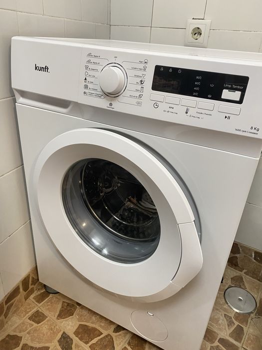 Maquina de lavar 8kg Kunft nova