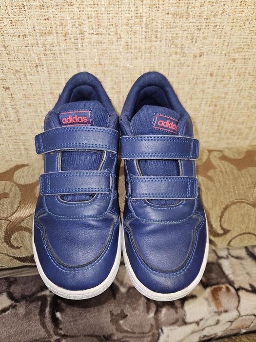Кросівки Adidas, 31,5р. Туфлі, кеди.