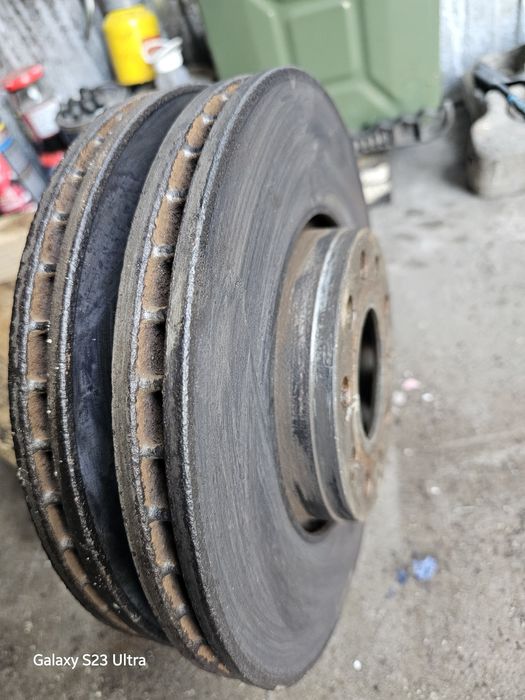 Тормозные диски , гальмівні диски, Passat B5, 1.9 tdi, рестайл