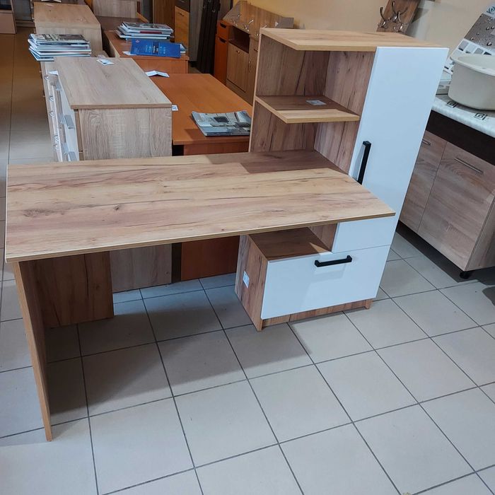 Стіл комп'ютерний НОВИЙ письмовий