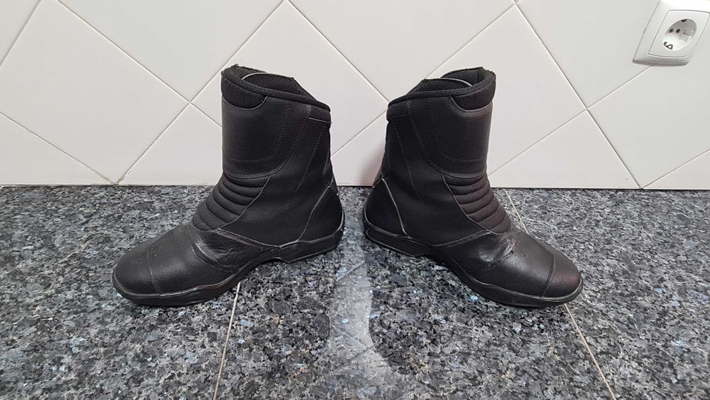 Botas da marca Forma