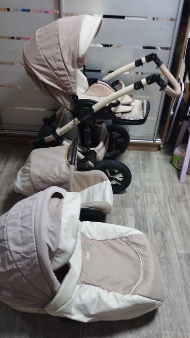 Продам детскую коляску б/у