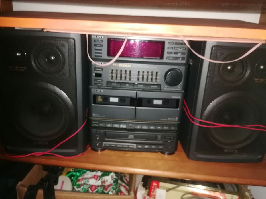 Aparelhagem Sony em bom estado  trez em um
