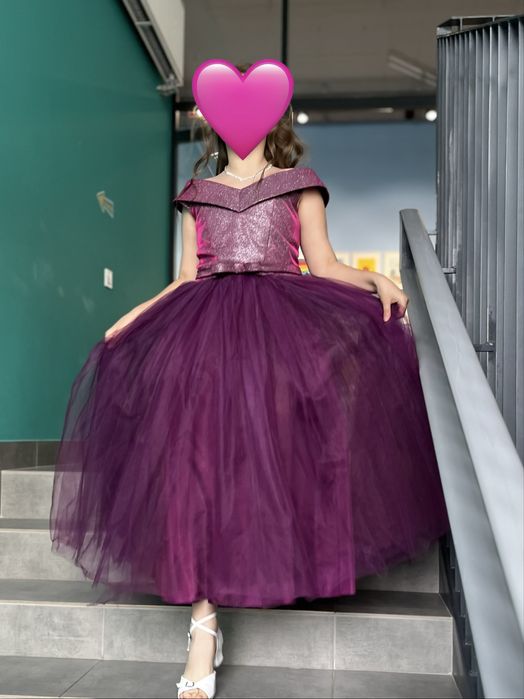 Сукня святкова на 146-152 см