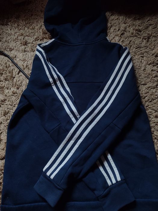 Нова спортивна кофта Adidas, Original розмір M