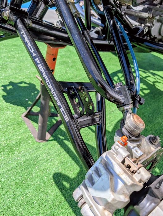 Braços de longo curso TRX 450
