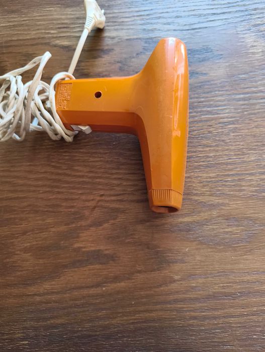 Suszarka do włosów Predom Farel