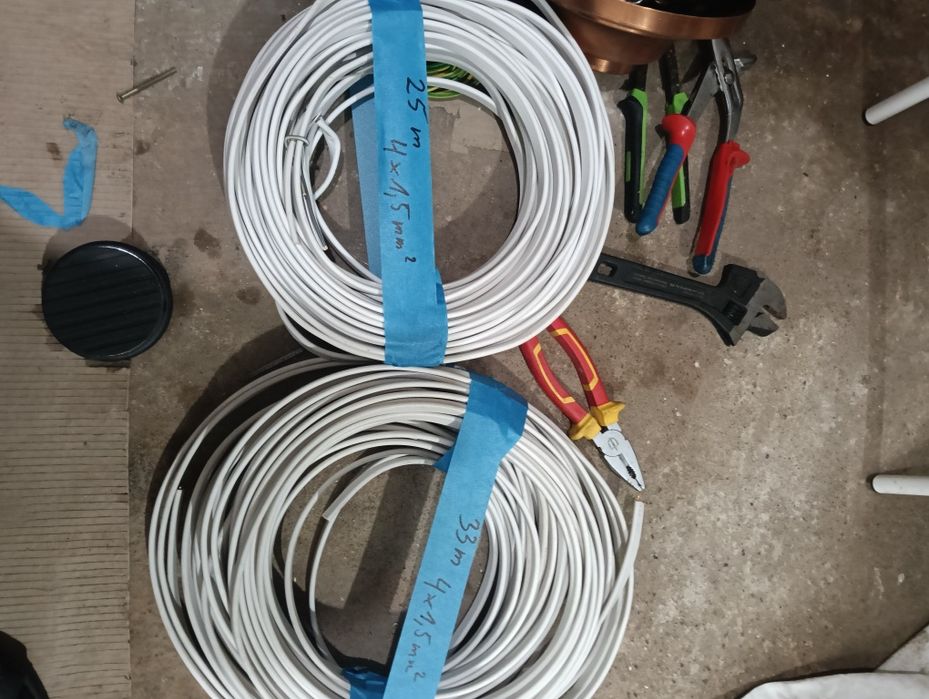 Przewody budowlane 4×1,5mm dwa odcinki