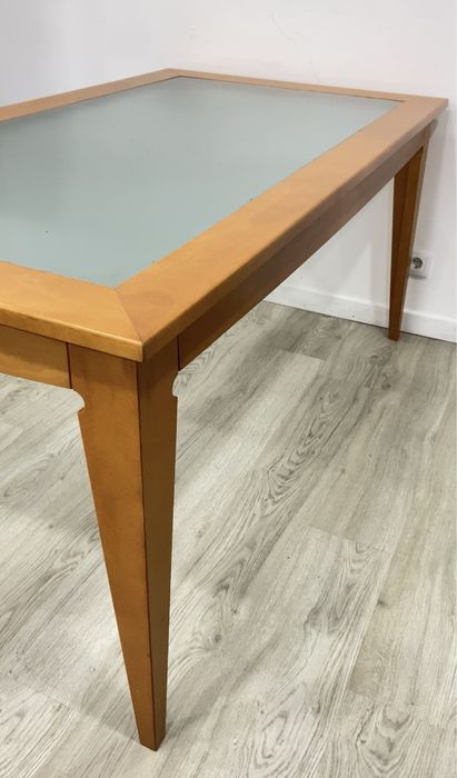 Mesa sala de jantar.