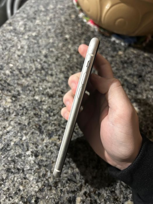 Iphone 11 com fatura preço negociável