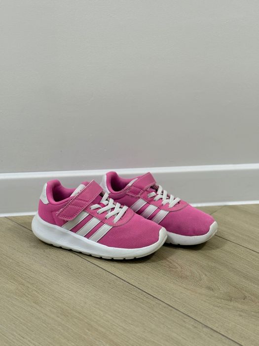 Дитячі кросівки для дівчинки adidas Lite Racer 3.0