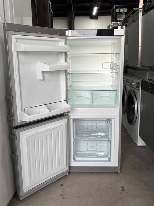 Холодильник Liebherr CUPsl 2221