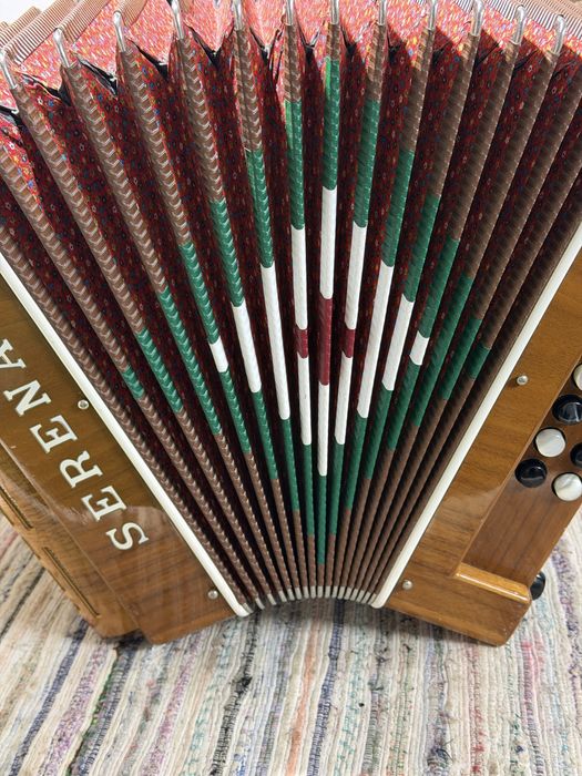 Concertina Serenata em Fá