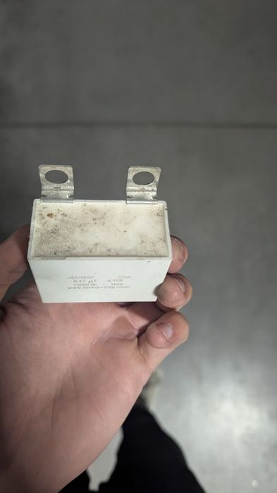 Конденсатор 0.47uf 1200v DC
