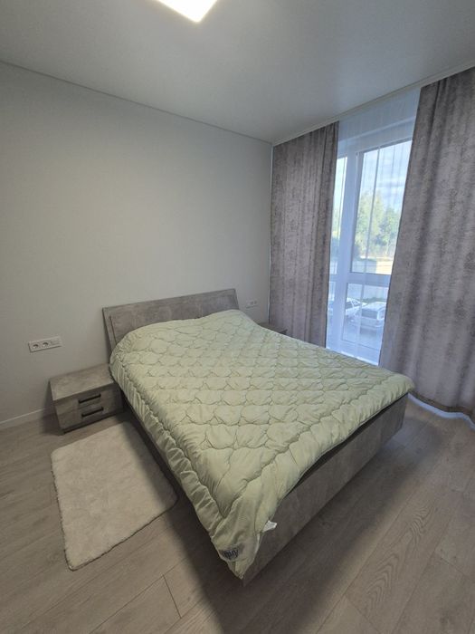 Терміново здаєтсься велика гарна 1.5 кім квартира ЖК Квадрат