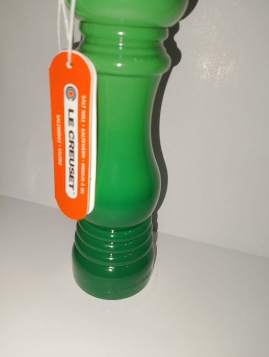 Le creuset солонка мельница 21 см