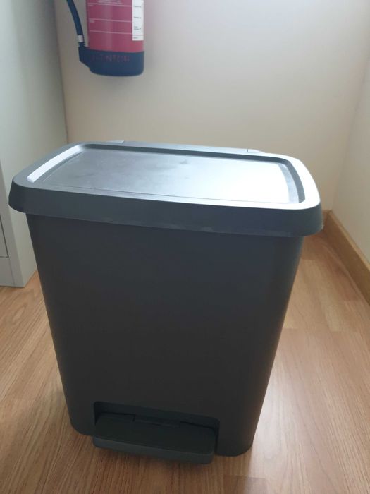 4 Caixotes diferentes como novos