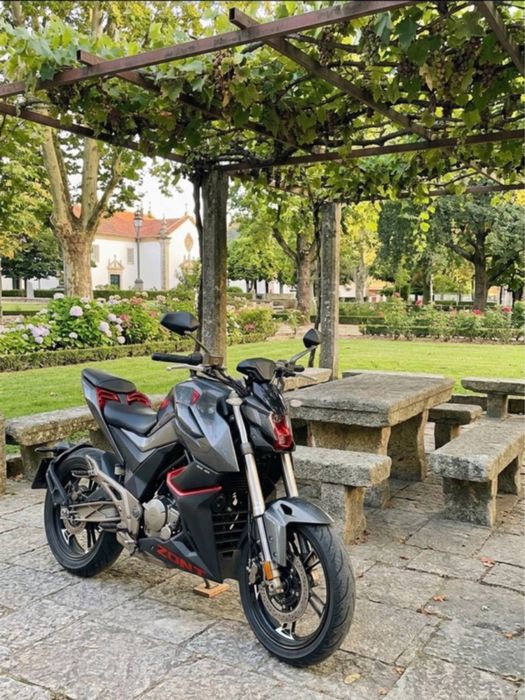 Vendo zontes 125u como nova