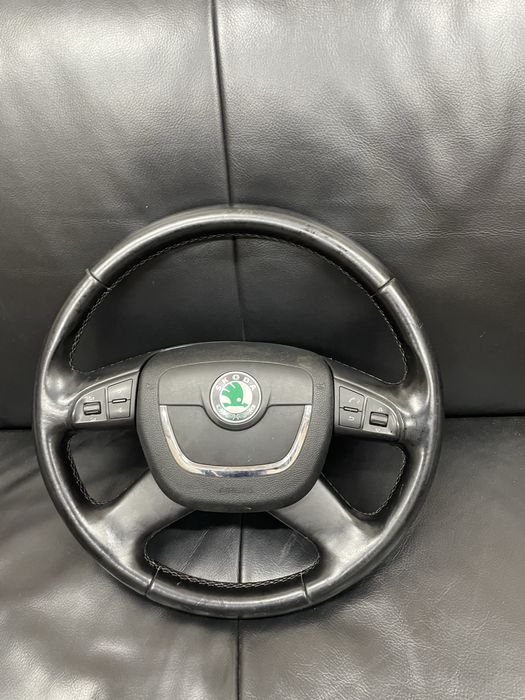 Руль Škoda Superb 2