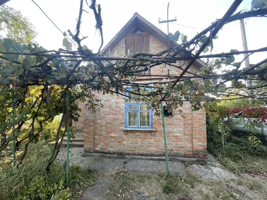 Продаеться дача 6 соток
