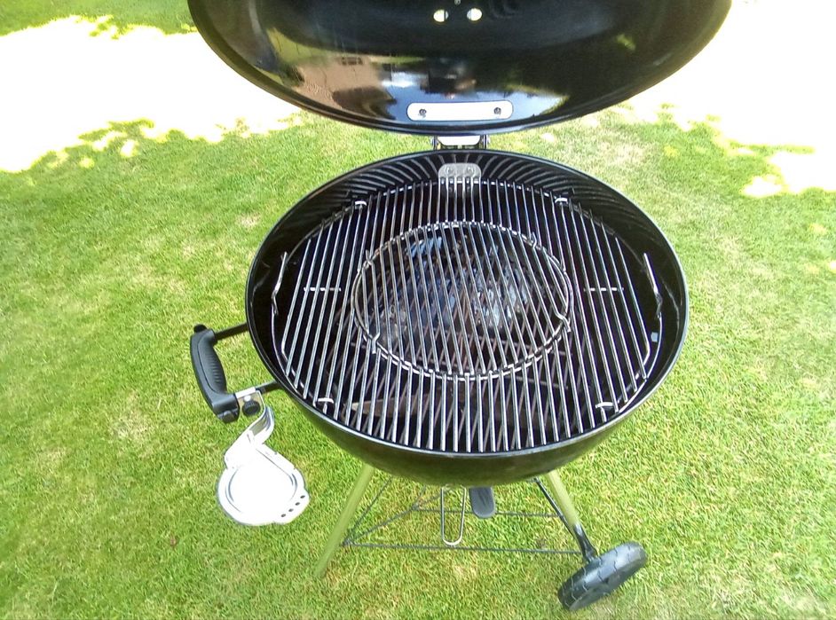 Вугільний гриль Weber Master-Touch GBS E-5770