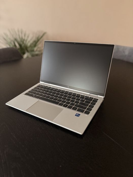 Laptop Tablet HP EliteBook x360 1040 G8 i7 Win 10 Pro Notebook PC