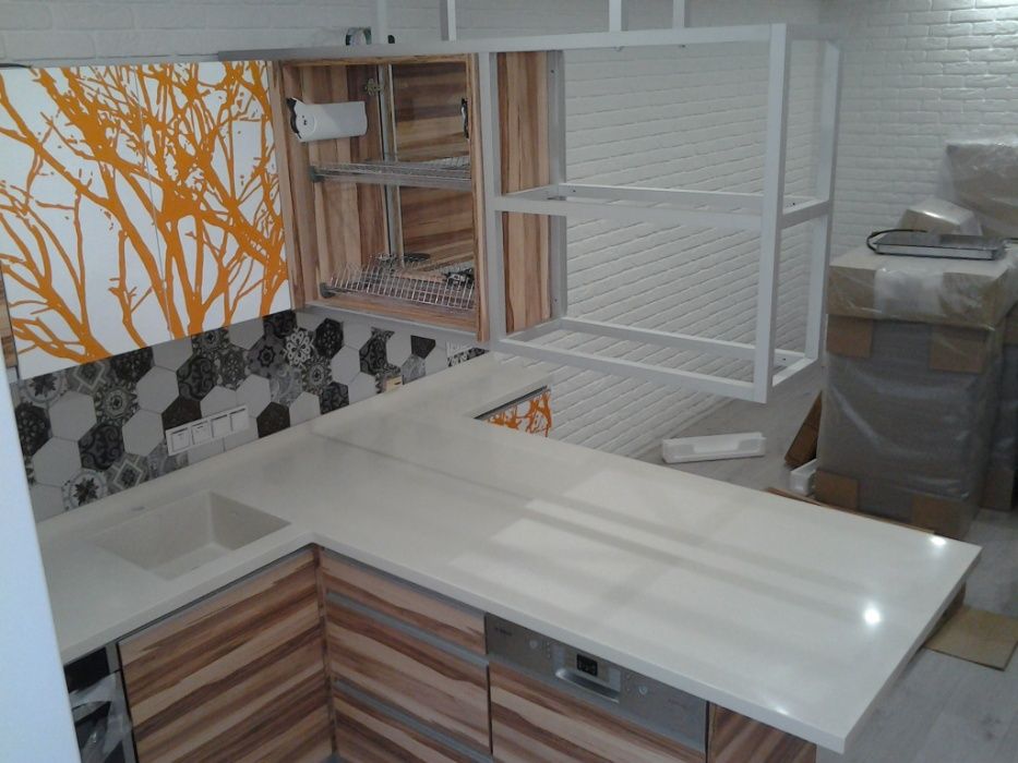 Столешница кухонная. Изделия из акрилового камня.