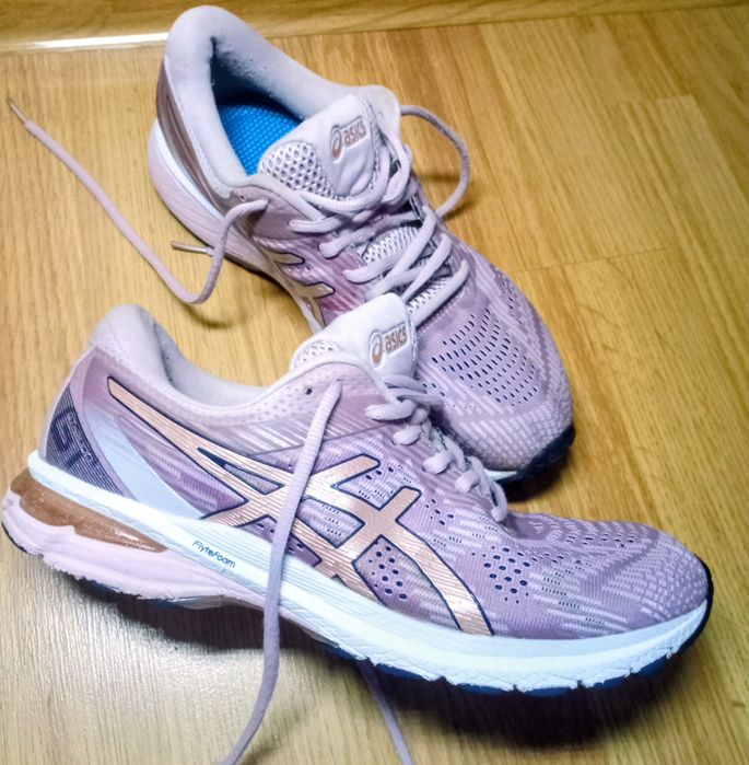 Кросівки жіночі Asics gt 2000, 26 см.