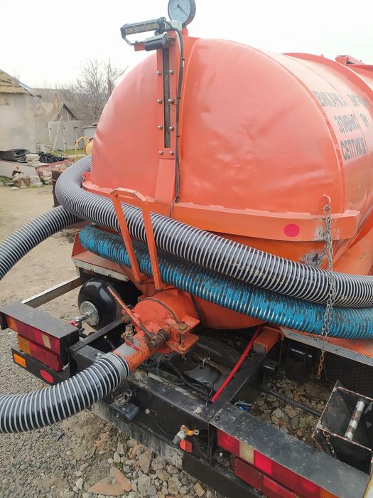 Ассенизатор машина для выкачки ям