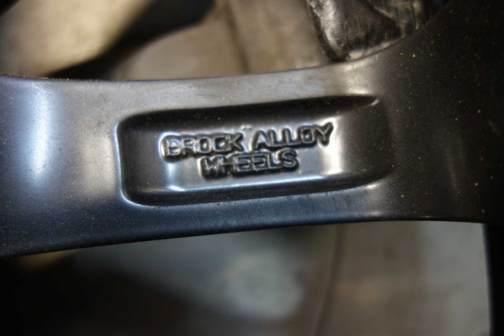 Felgi 15x6J 5x100 Et45 Toyota 674