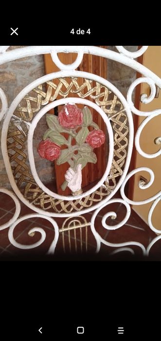 Cama de ferro antiga