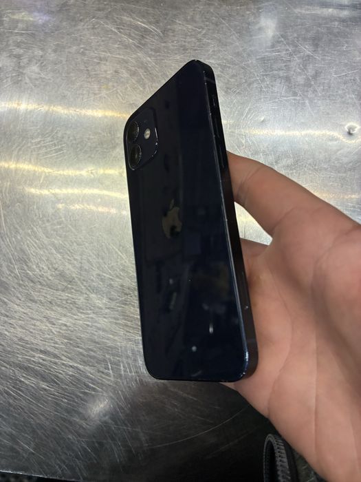 Продам айфон iphone 12 64gb