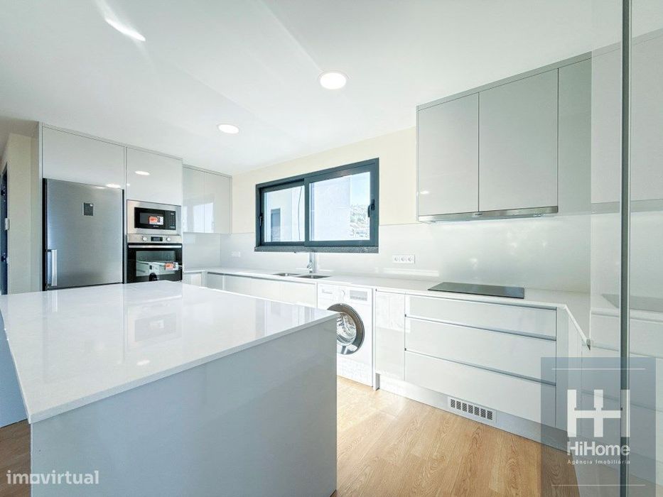 Apartamento T2 Novo com Vista Mar Edifício Bela Vista, Funchal