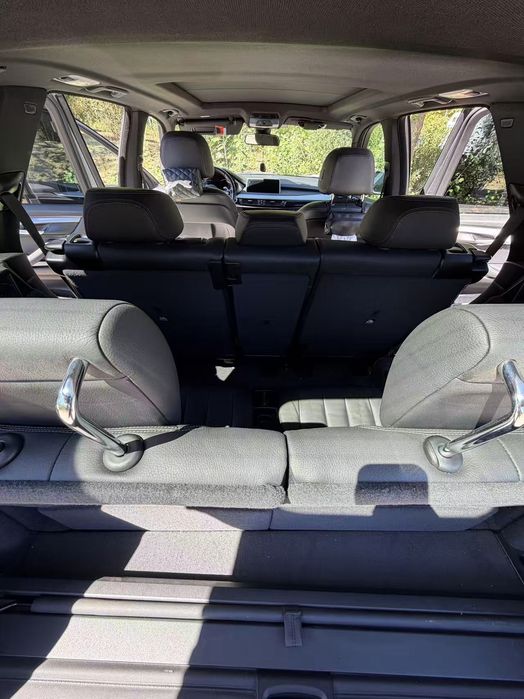 Bmw X5 impecável full extra, volante desportivo  7 lugares. Não aceito retoma, apenas venda.