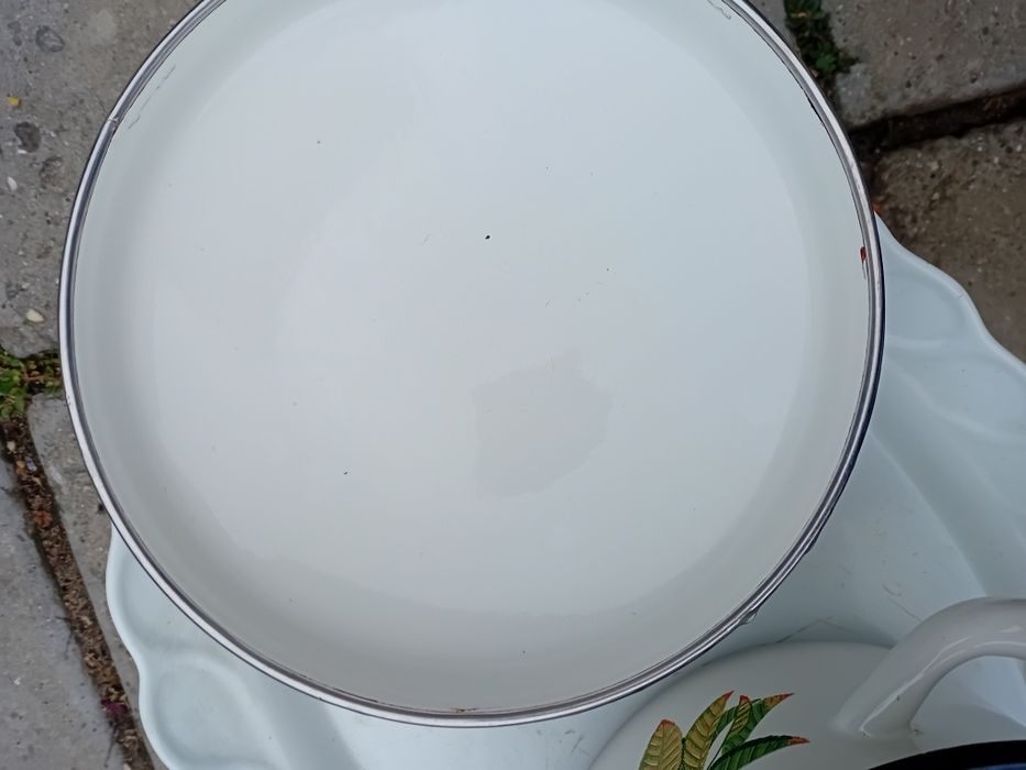 Продам две кастрюли. 1.5 и 1.0 б/у советские