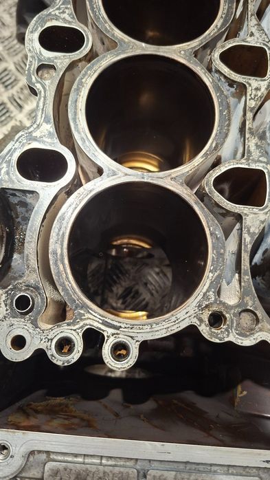 Blok Silnika Bmw E46 1.8 N42B18Ab 7506329