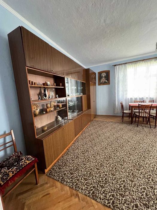 Продаж будинку в Єзуполі