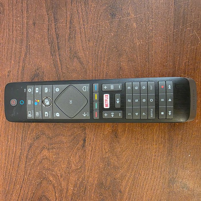 Oryginalny pilot Philips Bluetooth Smart TV Android TV QWERTY Netflix 398GM10BEPHN0004HT