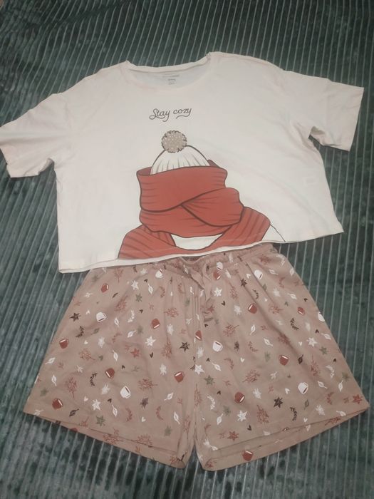 Домашний костюм, пижама