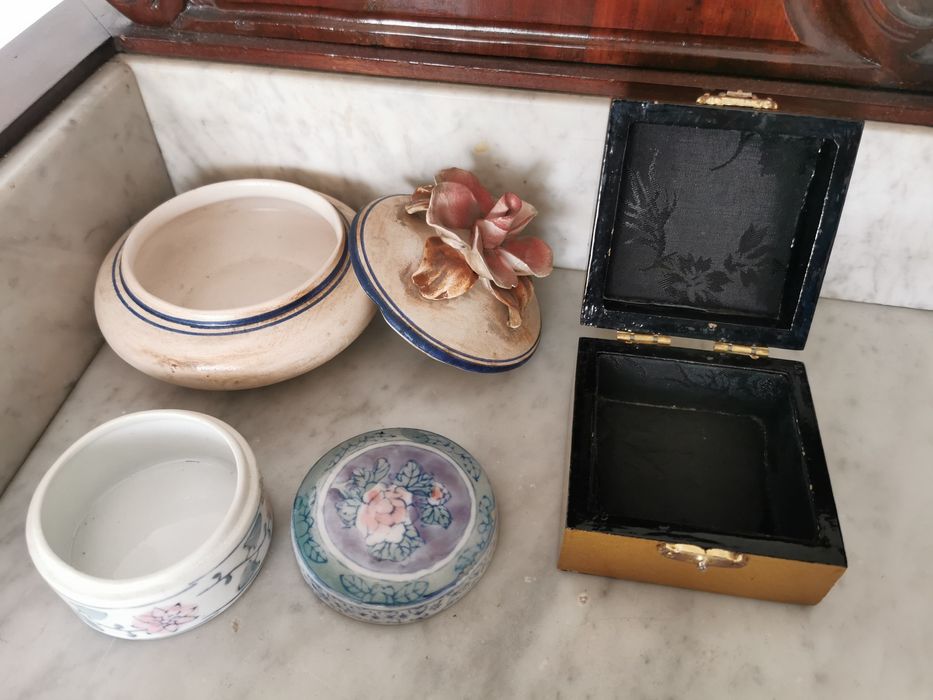 Porta Jóias Porcelana / Madeira