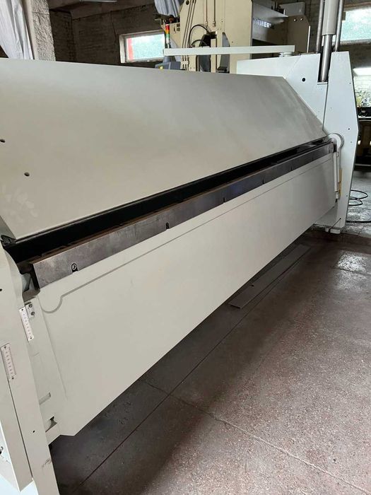 Згинальний верстат з поворотною балкою RAS 74.30 Multibend 2000