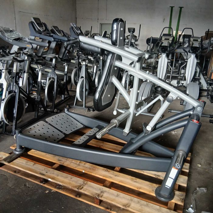 GYMAGIC- Hack Squat peso livre olimpica  FFITTECH