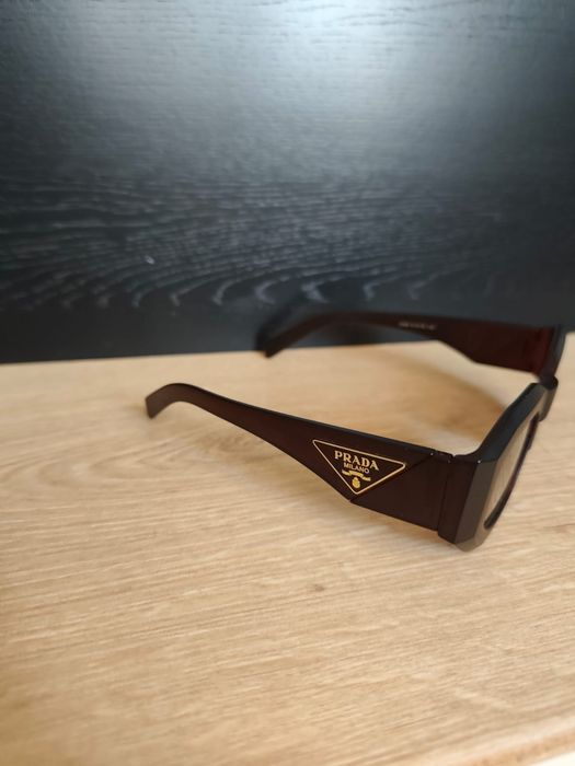 Prada okulary przeciwsłoneczne damskie