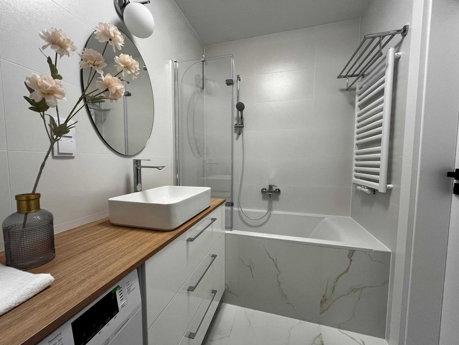 Duże mieszkanie 2 pokoje z klimatyzacją, Karolinki