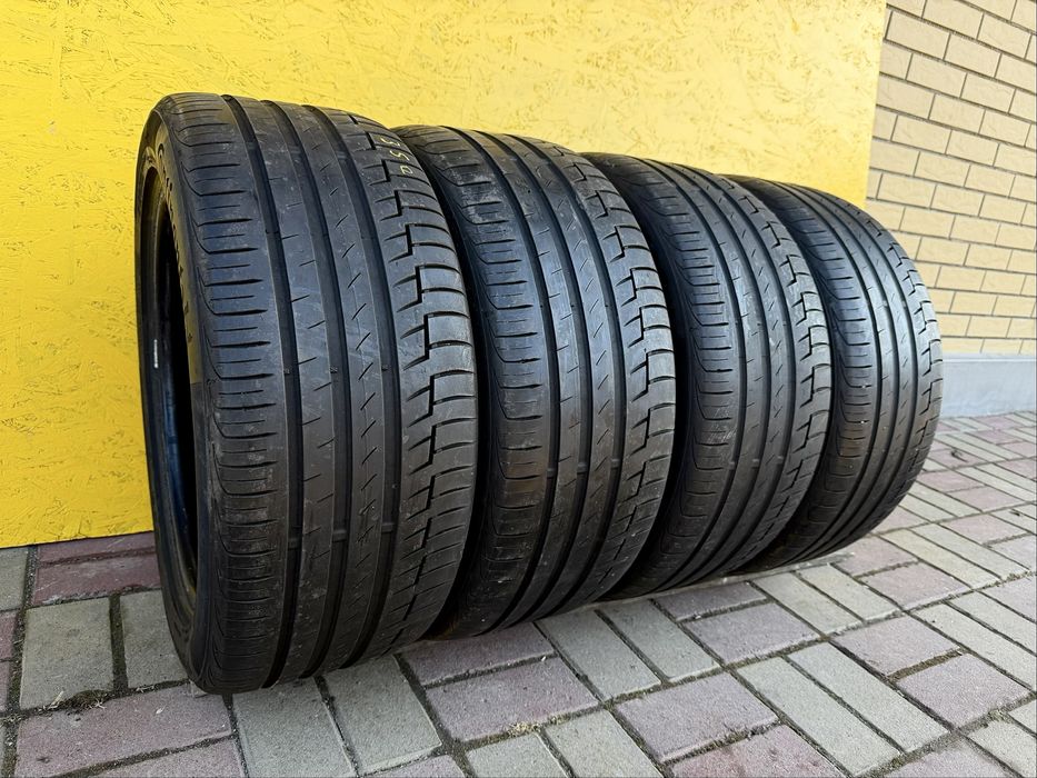 Шини Резина 235.45 R17 Continental Літо