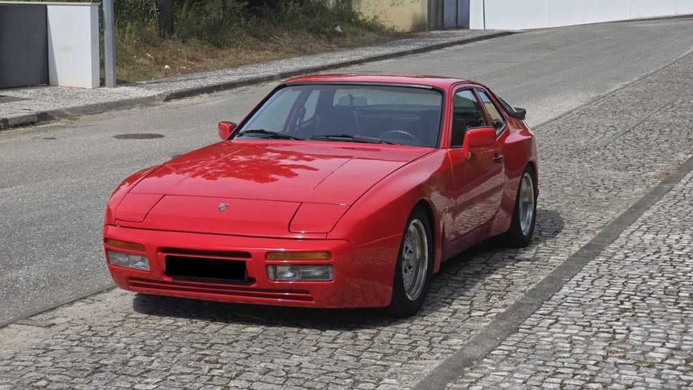 Porsche 944 2.5cc