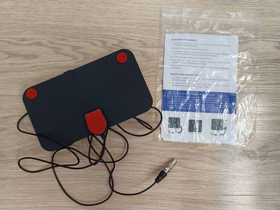 Antena pokojowa z przejściówką