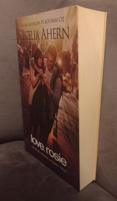Książka "Love, Rosie" o miłości Cecelia Ahern